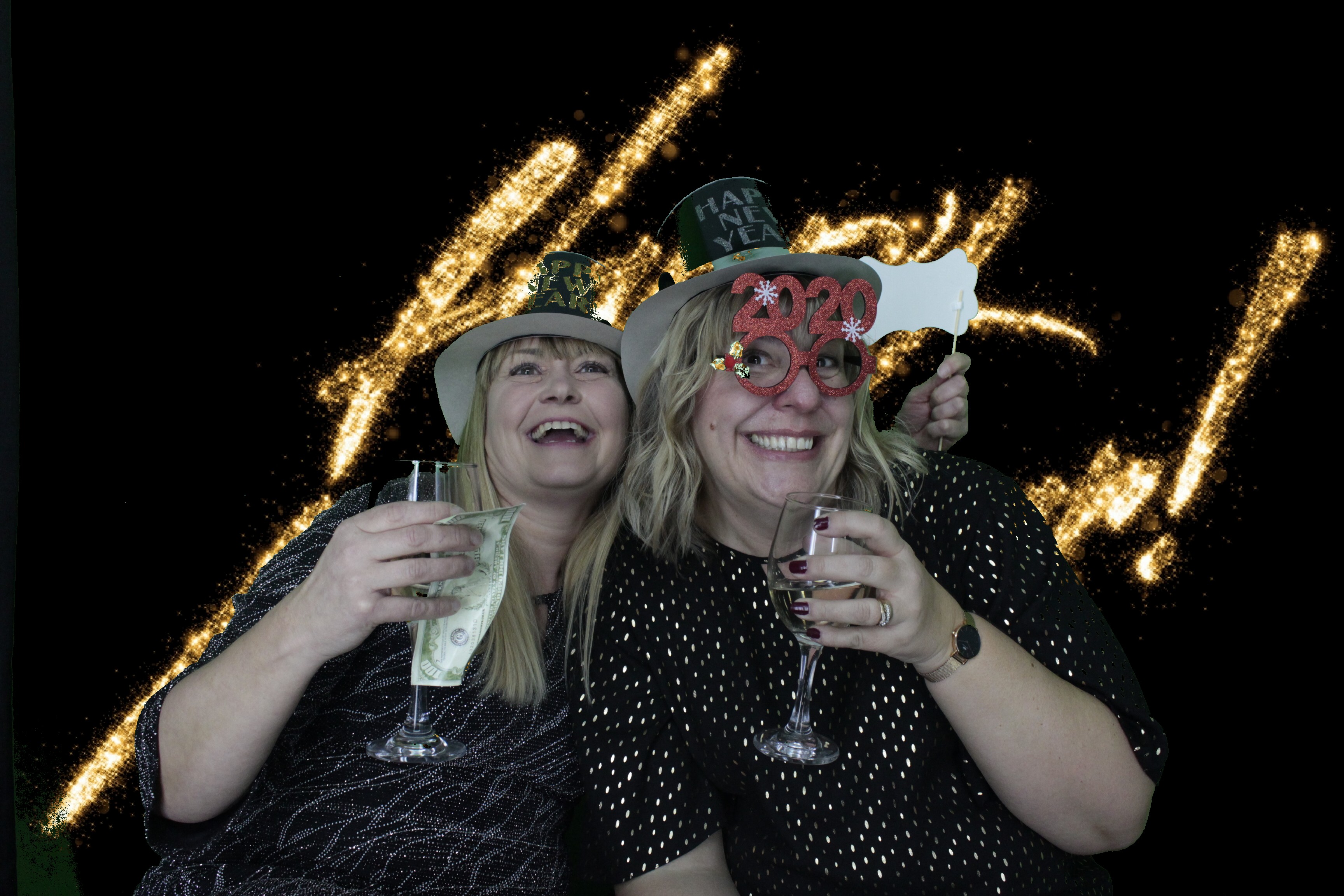 NYE Party | View more photos from the event at gallery.myphotoboothexperience.co.uk/u/MyPhotoBoothExperienceLtd/NYE-Party